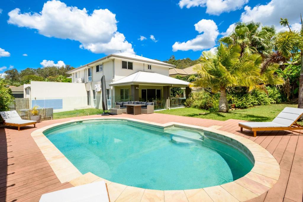 Luxurious Entertainer with Pool and Spa, Gold Coast (updated prices 2024)