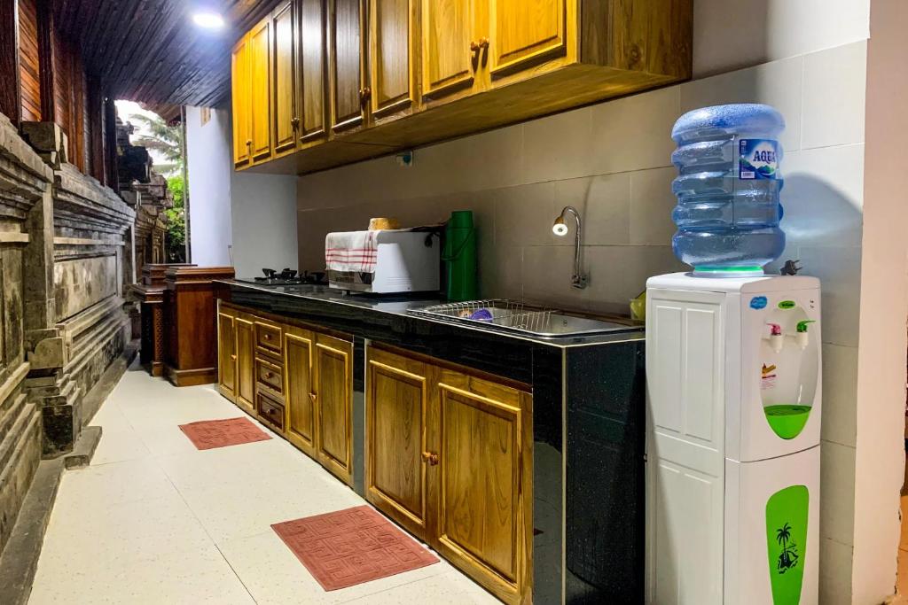 Kuchyň nebo kuchyňský kout v ubytování Alam Desa Homestay by AGATA