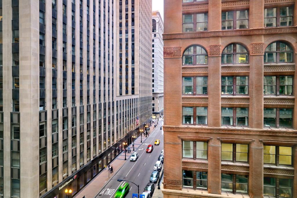 JW Marriott Chicago - King Room With City View