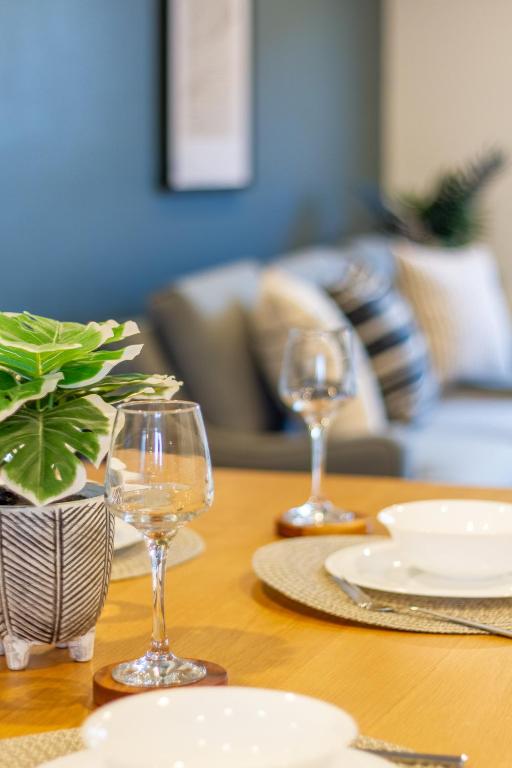 Central City Hideout, Location, Location! w/park - Resim 17