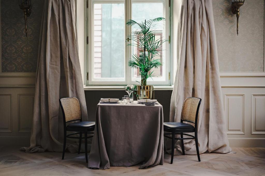 Hotel Unicus Palace Old Town - Destigo Hotels