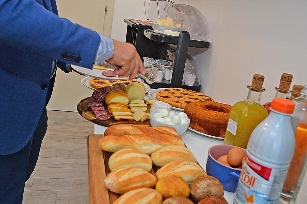 Jedlo v ubytovaní bed & breakfast alebo blízkom okolí