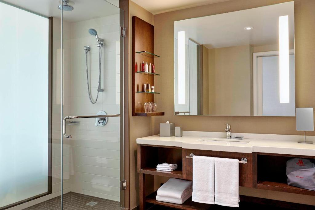 Calgary Airport Marriott In-Terminal Hotel - Resim 21