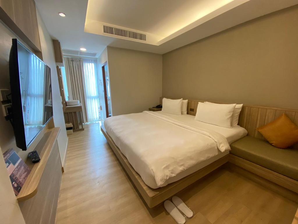 Nine Hotel Chiangmai - 2