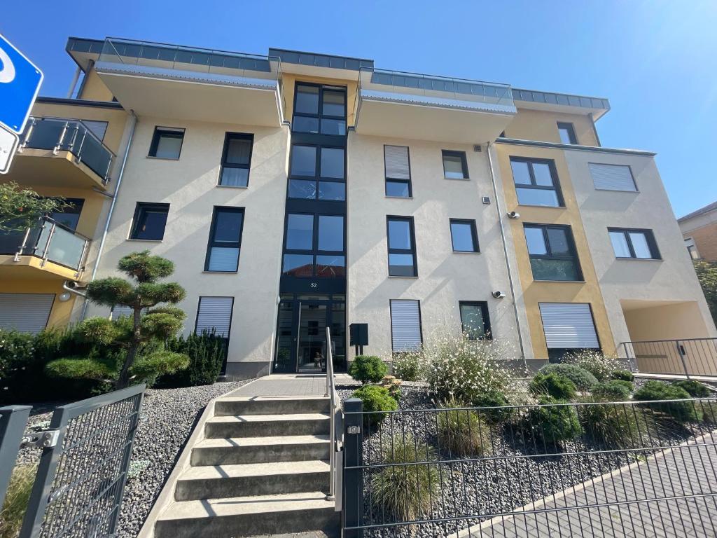 Luxury/Urban Penthouse - 16