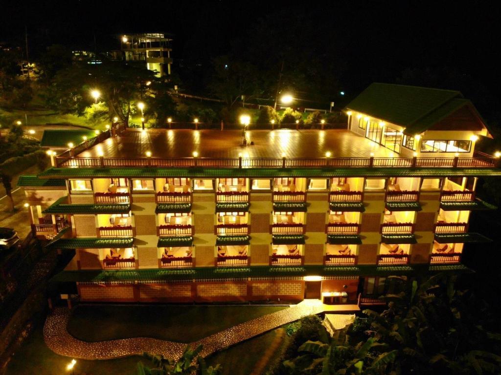 Budova, kde se hotel nachází