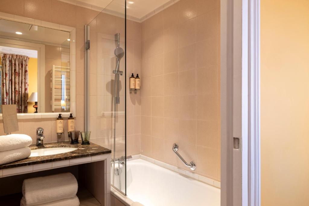 Hôtel Le Saint Gregoire - Resim 27