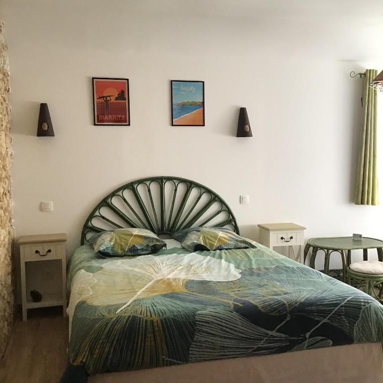 Chambre d'hôtes Maison des 5 Fleurs - Tweepersoonskamer Met Uitzicht Op De Bergen