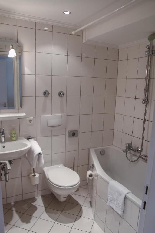 Hotel Alpha - Resim 21