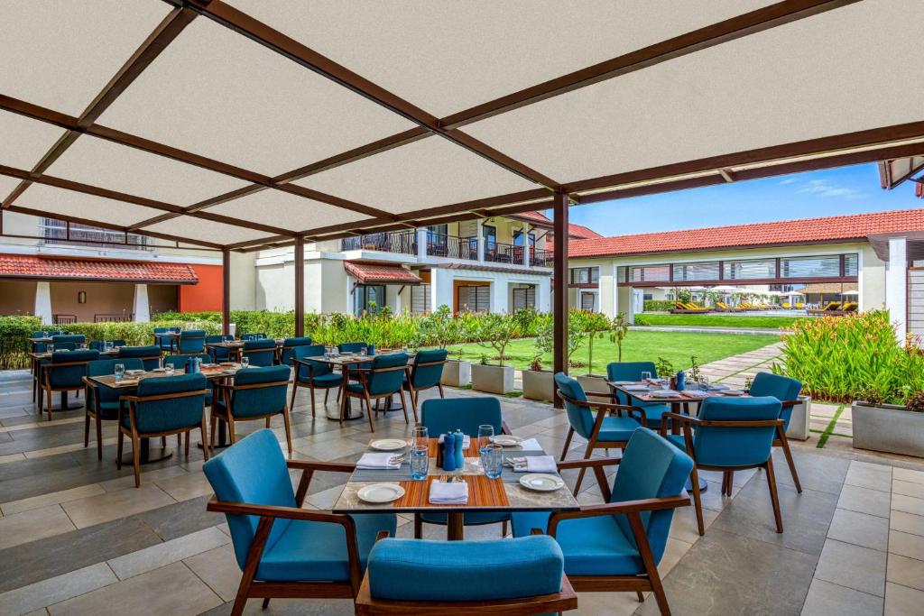 Posezení v ubytování Fairfield by Marriott Goa Benaulim