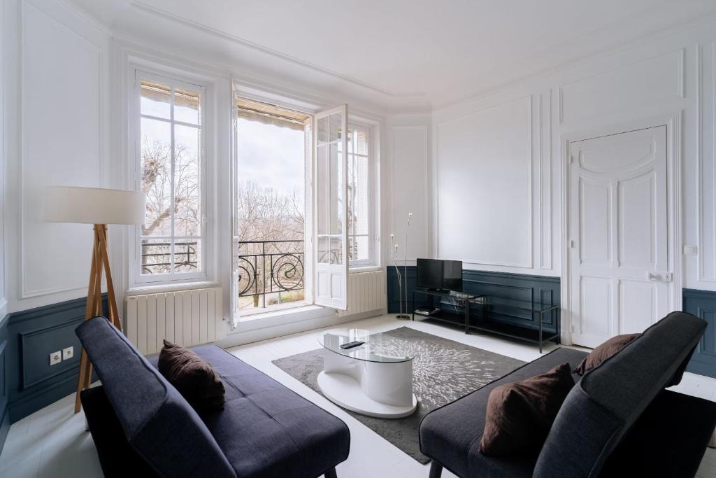 Gallery image of Gorgeous 3 Bedroom Flat at Eiffel Tower in Paris