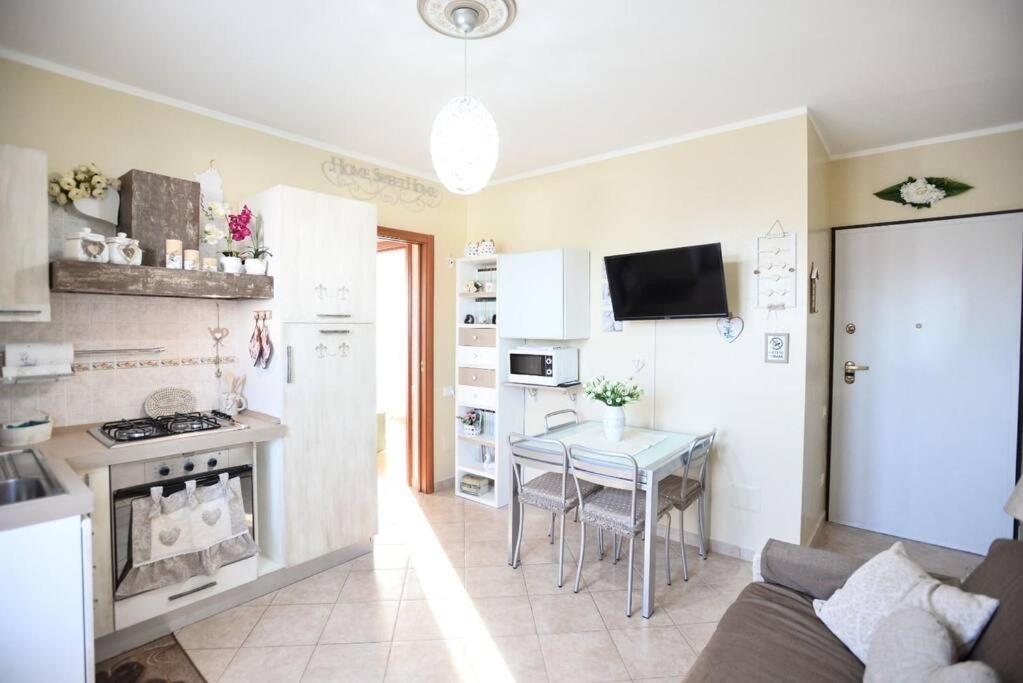 Η κουζίνα ή μικρή κουζίνα στο Romantic Home