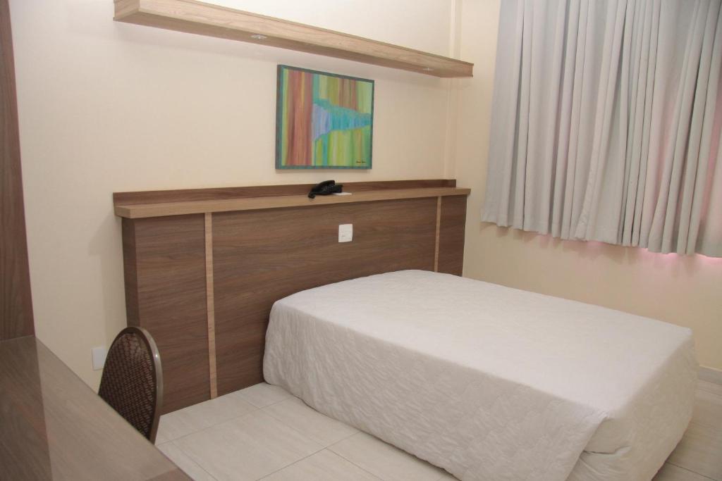  Prince Hotel