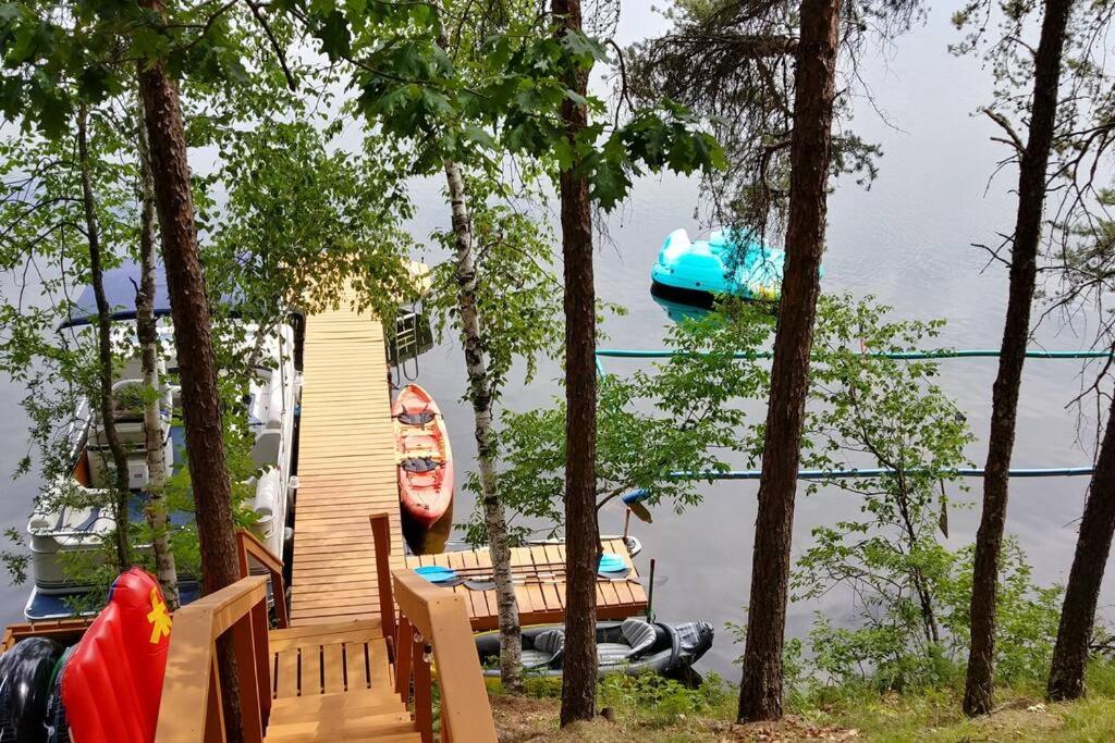 Sanctuary at Hay Lake Includes Pontoon Boat, Pine River (updated