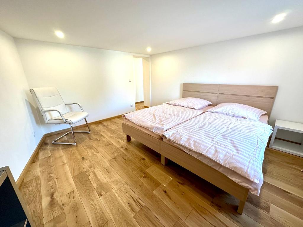 Postel nebo postele na pokoji v ubytování Ferienwohnung zur Hohe Str