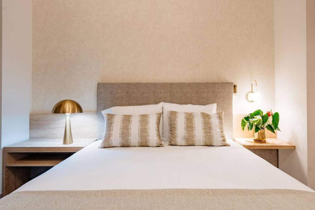 Euphoria Luxury Apartment - 12