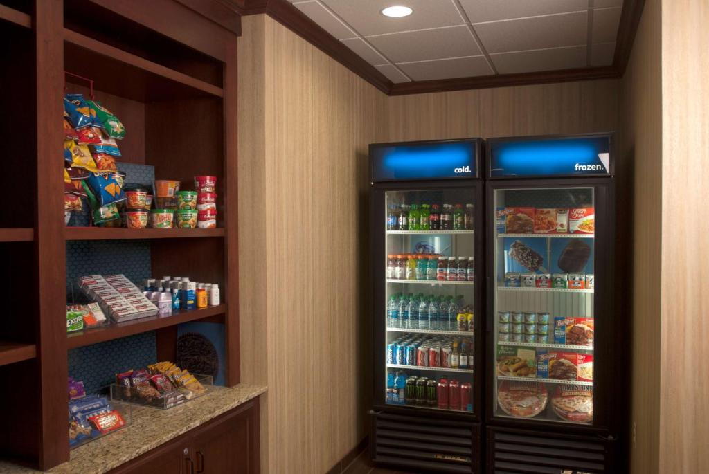 Hampton Inn Tomah photo