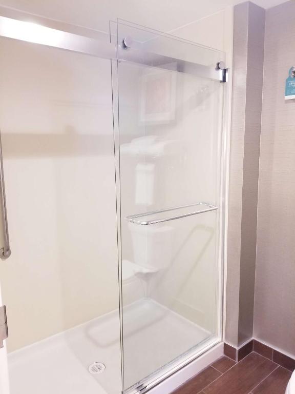 Homewood Suites Calgary Airport - Resim 17