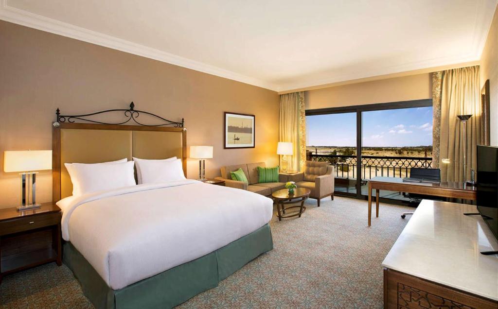 Hilton Alexandria King's Ranch Hotel - 6