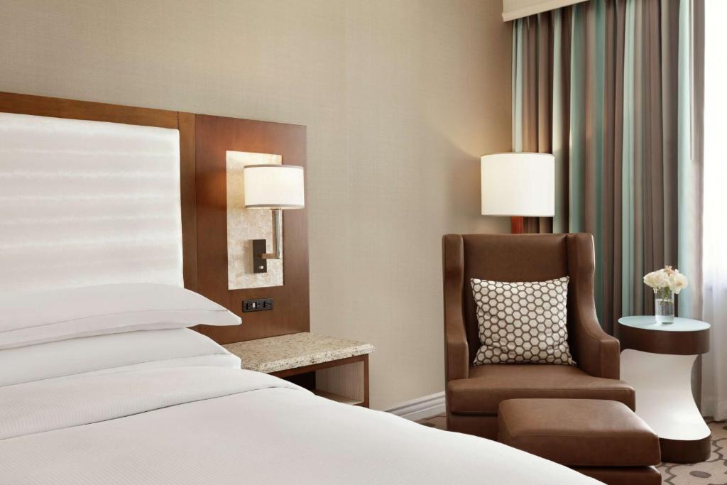 Hilton Los Angeles/San Gabriel - King Suite Met 1 Slaapkamer
