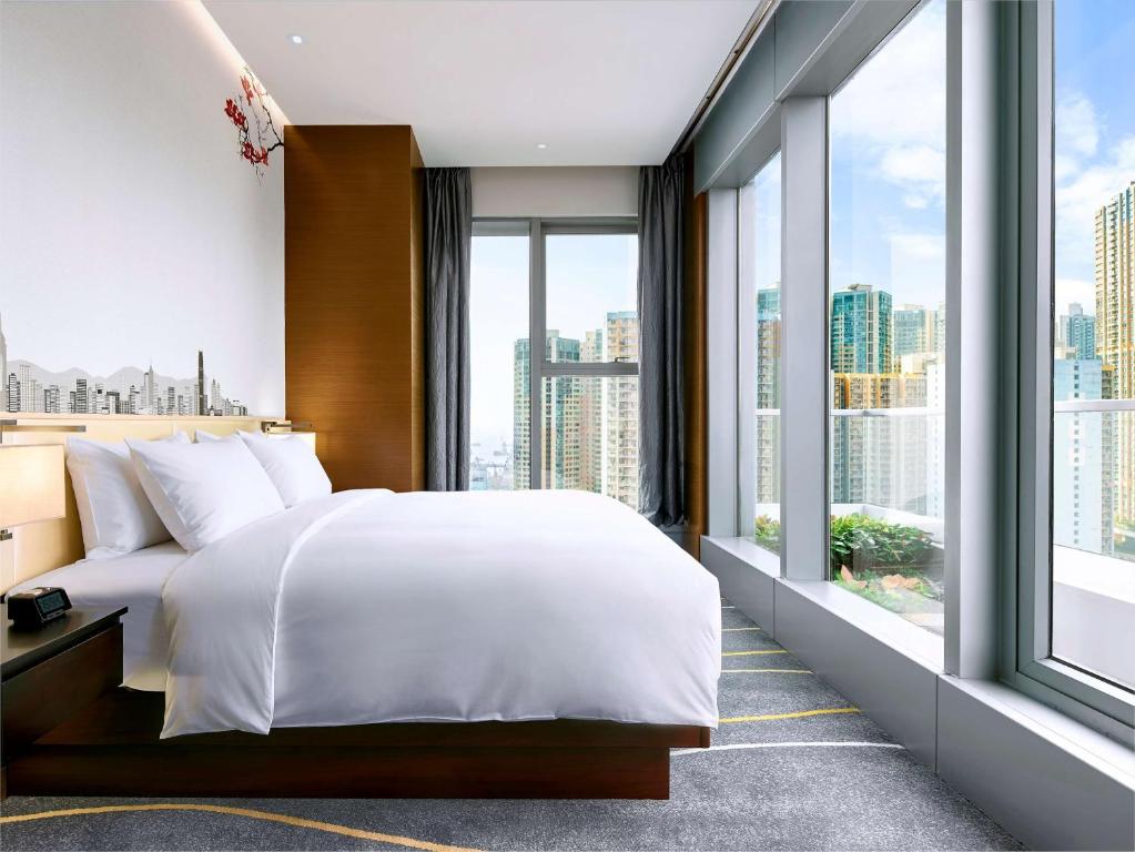 Letto o letti in una camera di Hilton Garden Inn Hong Kong Mongkok