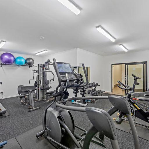 Fitness centrum a/nebo fitness zařízení v ubytování The Mirage Resort Alexandra Headland