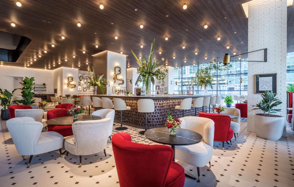 Canopy by Hilton Madrid Castellana - Resim 15