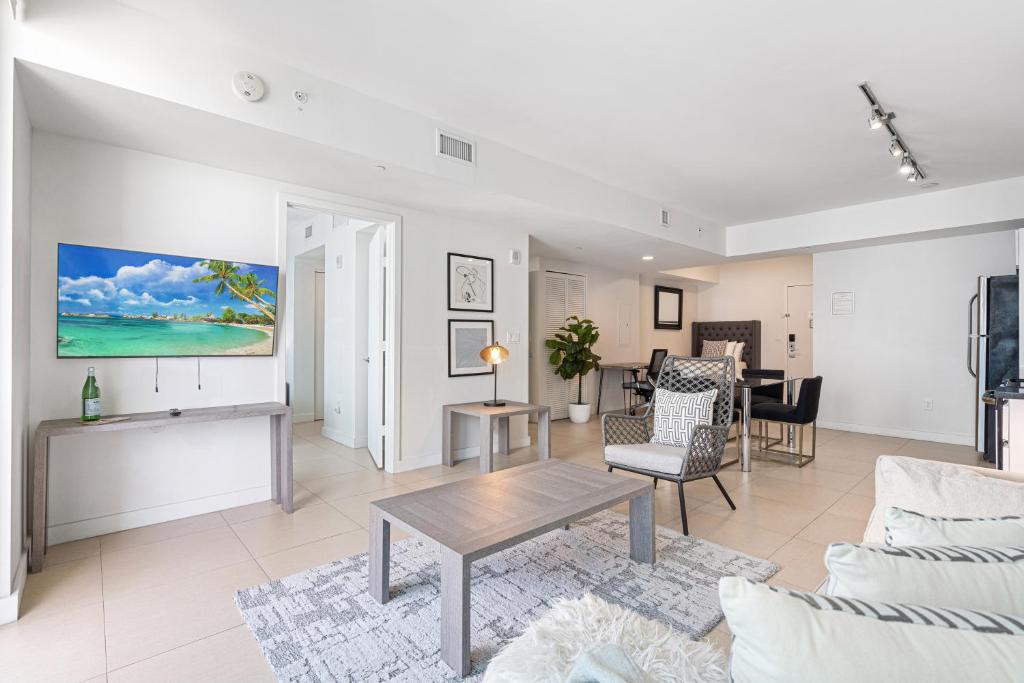 Dharma Home Suites Miami Beach at Monte Carlo - Apartamento De Lujo De Una Habitación Con Balcón - Vista Parcial Del Océano