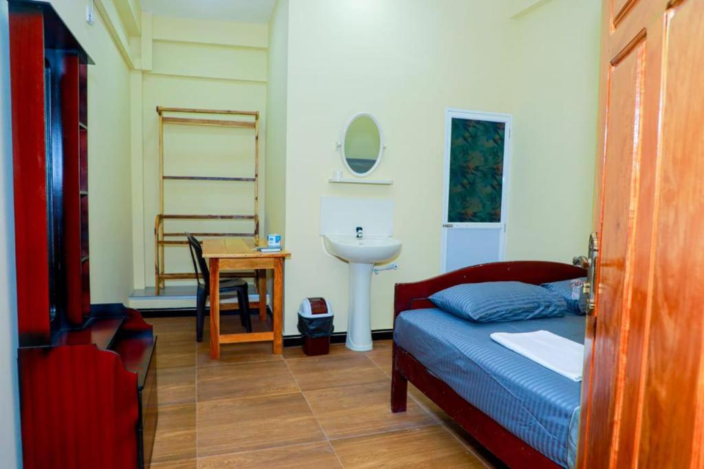 UK Inn Guest House - Lüks Kraliçe Oda