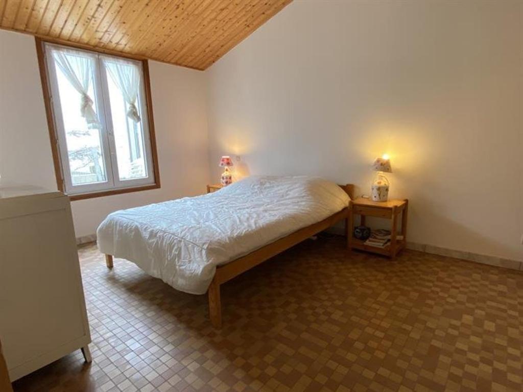 Postel nebo postele na pokoji v ubytování Maison Saint-Denis-d'Oléron, 3 pièces, 4 personnes - FR-1-246A-163