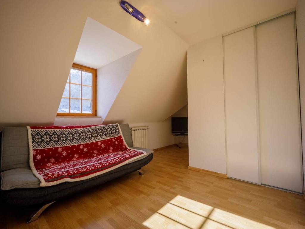 Posteľ alebo postele v izbe v ubytovaní Maison pour 10 pers. proche lac, WiFi, garage sécurisé - FR-1-695-26