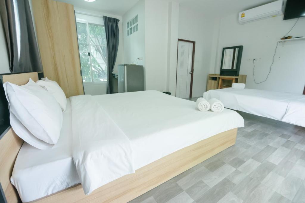 รีสอร์ท เรือนชมดาว - Tripla Stanza Con Terrazza