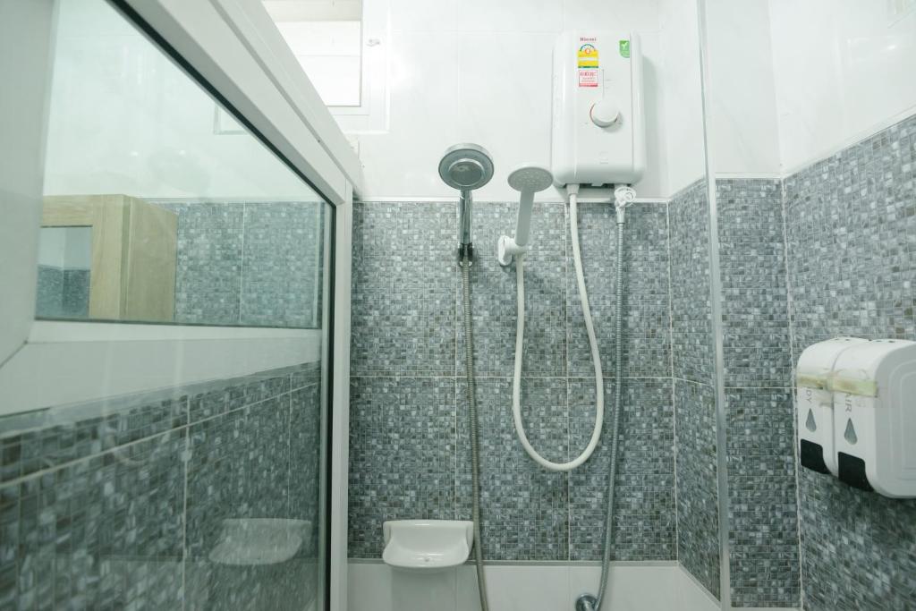 รีสอร์ท เรือนชมดาว - Classic Triple Room