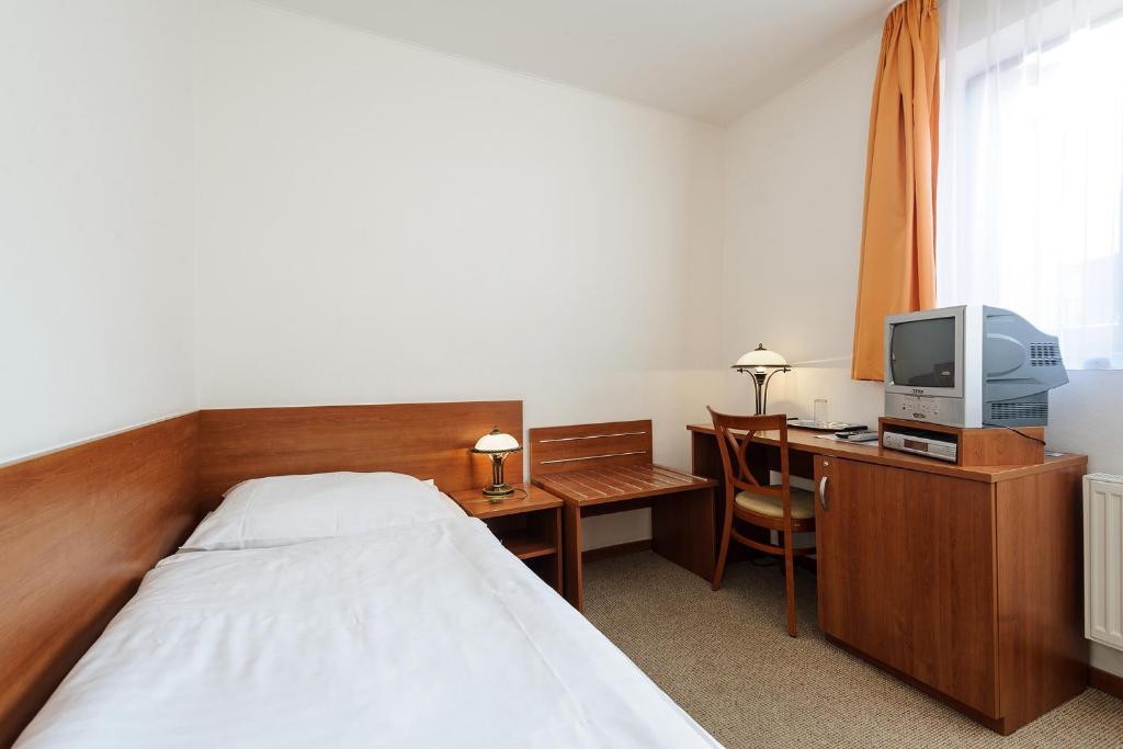 
Standard Single Room
