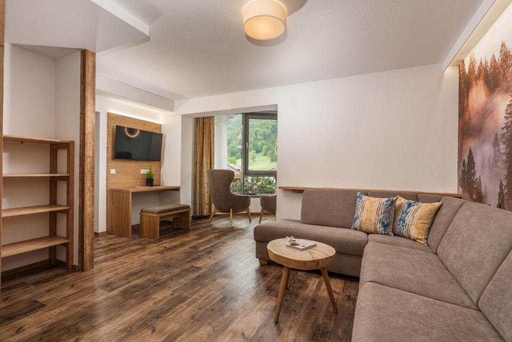 TV a/nebo společenská místnost v ubytování Hartweger's Hotel
