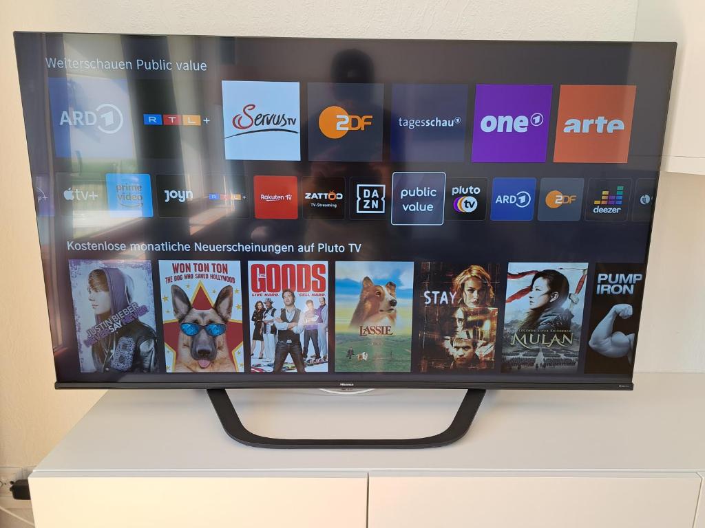 TV a/nebo společenská místnost v ubytování Ferienwohnung für 4 Gäste in Grömitz