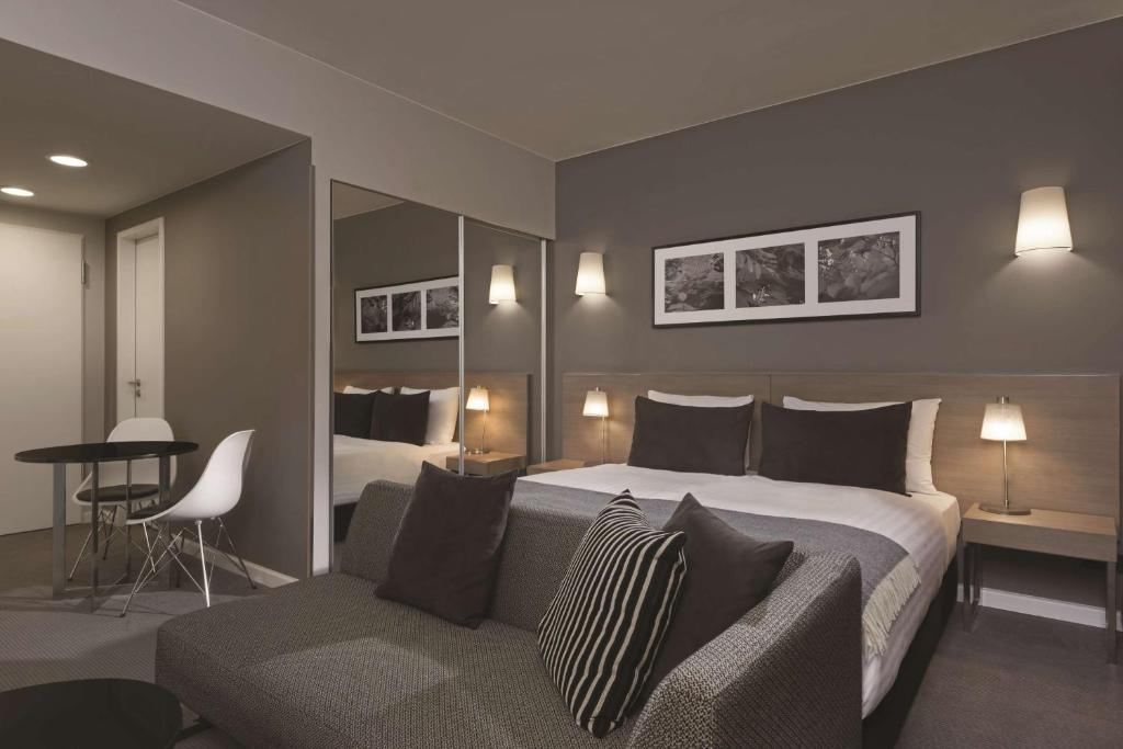 Adina Apartment Hotel Hamburg Michel - Resim 17