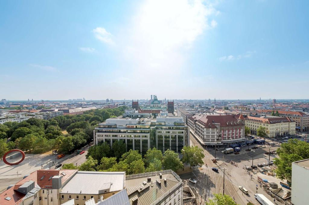 Nespecifikovaný výhled na destinaci Mnichov nebo výhled na město při pohledu z hotelu