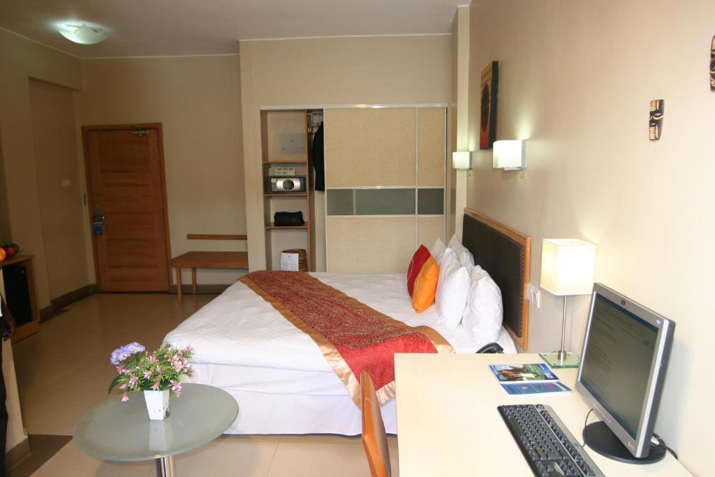 Deluxe Double Room with Balcony