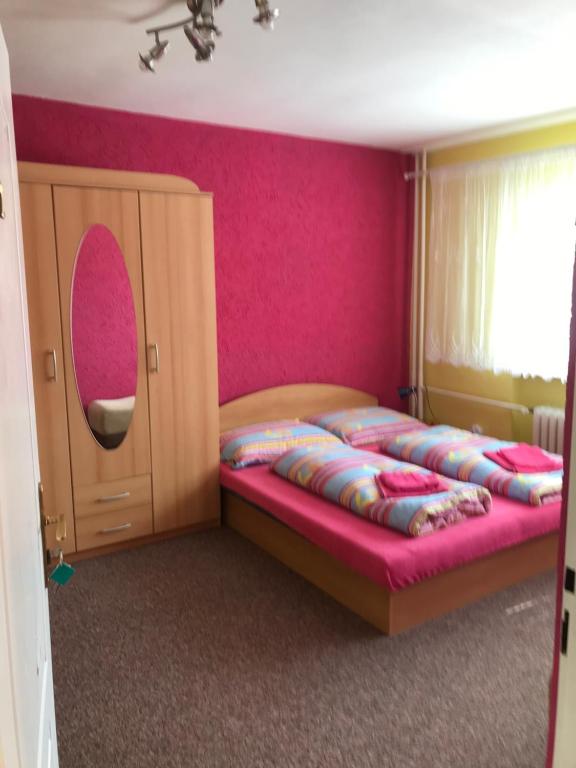 Postel nebo postele na pokoji v ubytování Housing HELLA