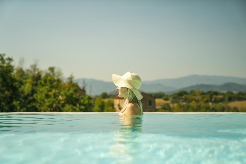 Bazén v ubytování Agriturismo Il Sarale - Umbria nebo v jeho okolí