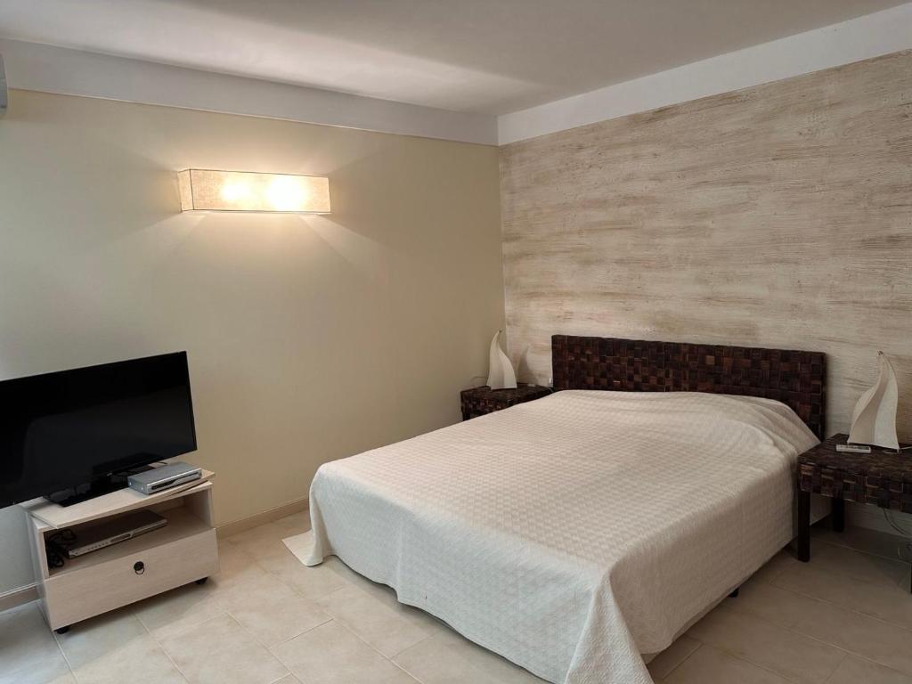 Oazis VIP Club - Studio Con Balcone