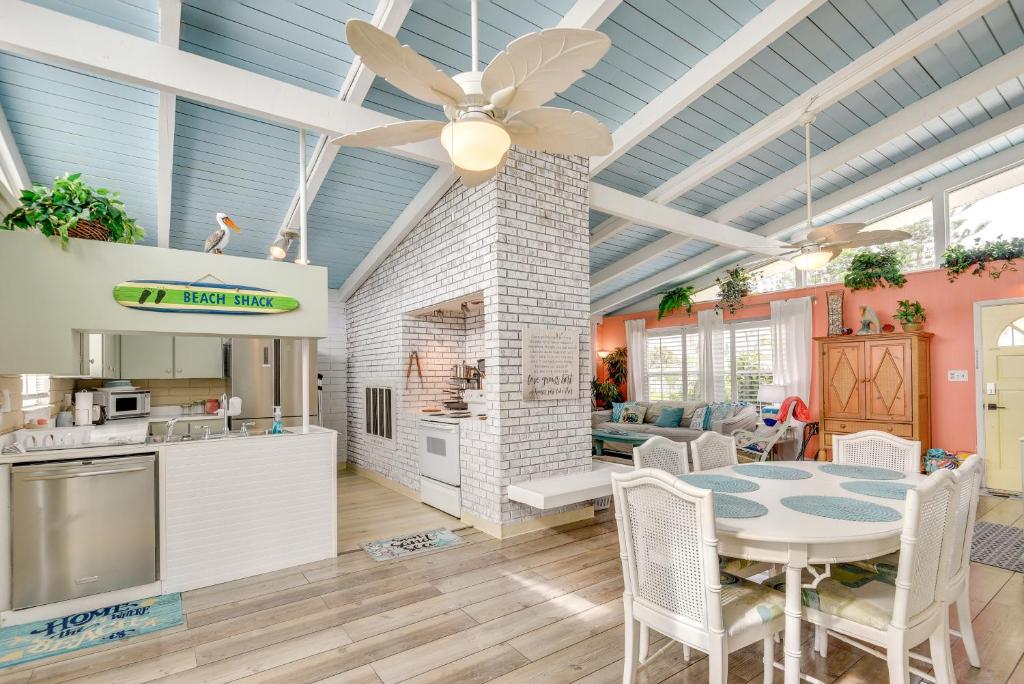 Ormond Beach Home with Pool Walk to Ocean!, Ormond Beach Updated