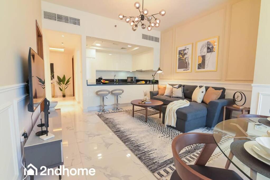 Posezení v ubytování 2ndHome - Amna Tower, Al Habtoor City