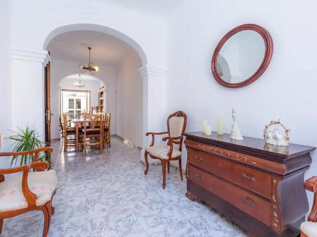 Fotografie z fotogalerie ubytování Maison de vacances à 3 min de la plage avec Wi-Fi, patio et équipements pour enfants - ES-266-1 v destinaci Santa Margalida