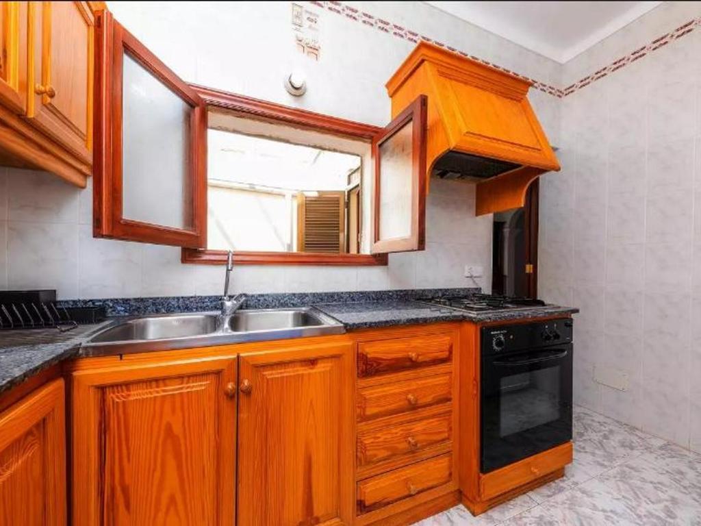 Fotografie z fotogalerie ubytování Maison de vacances à 3 min de la plage avec Wi-Fi, patio et équipements pour enfants - ES-266-1 v destinaci Santa Margalida