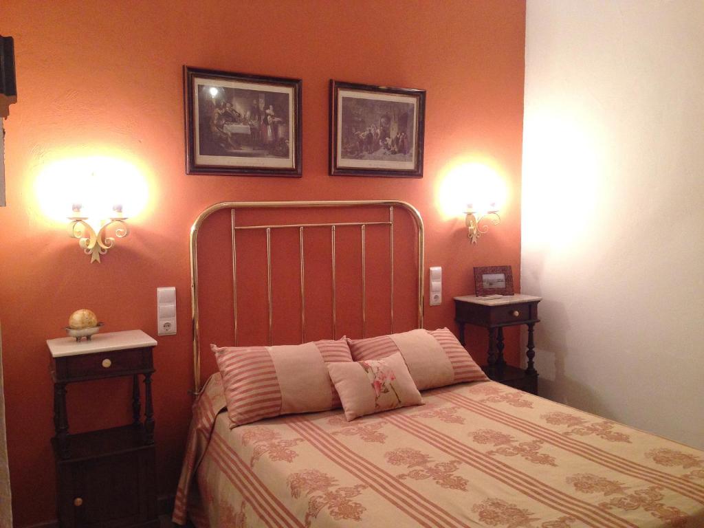 Postel nebo postele na pokoji v ubytování Hostal Maestre