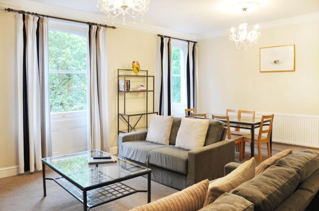 Lamington Apartments - Hammersmith - Two-Bedroom Apartment With Garden