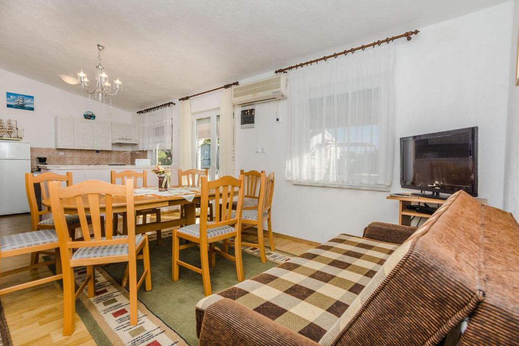 Posedenie v ubytovaní Apartments Vinceljak