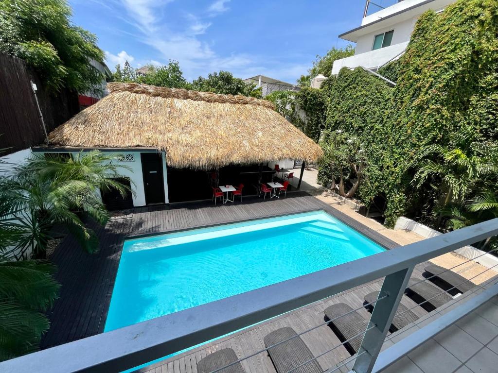 Πισίνα στο ή κοντά στο Hotel Aqualuna Cyclops
